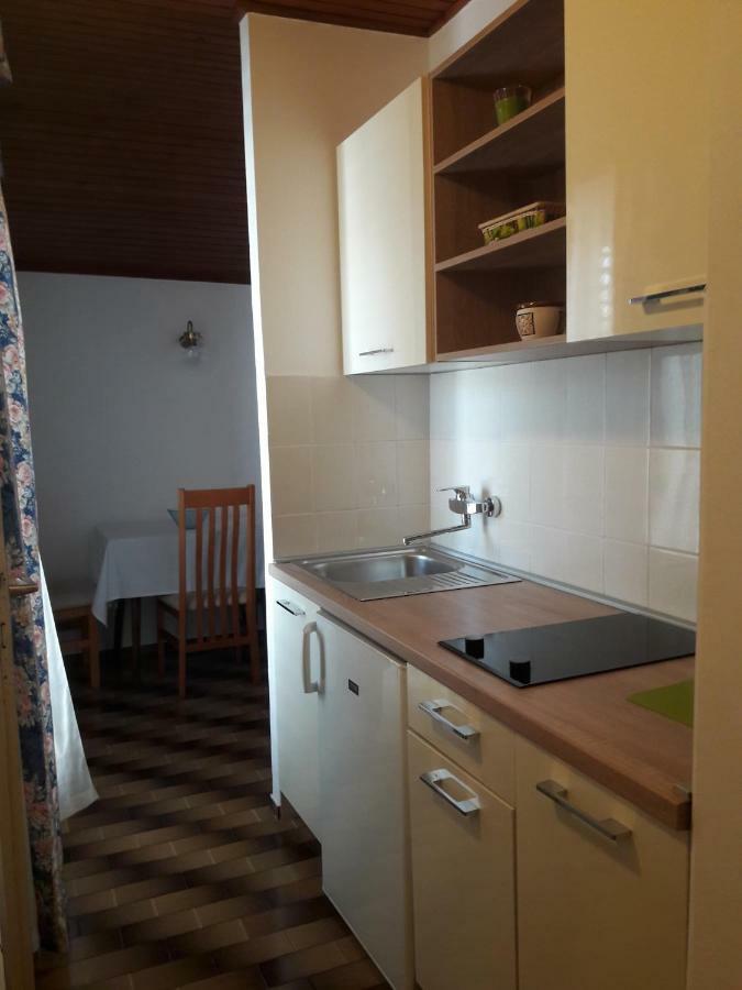Small Apartment Merica ノヴァリャ エクステリア 写真