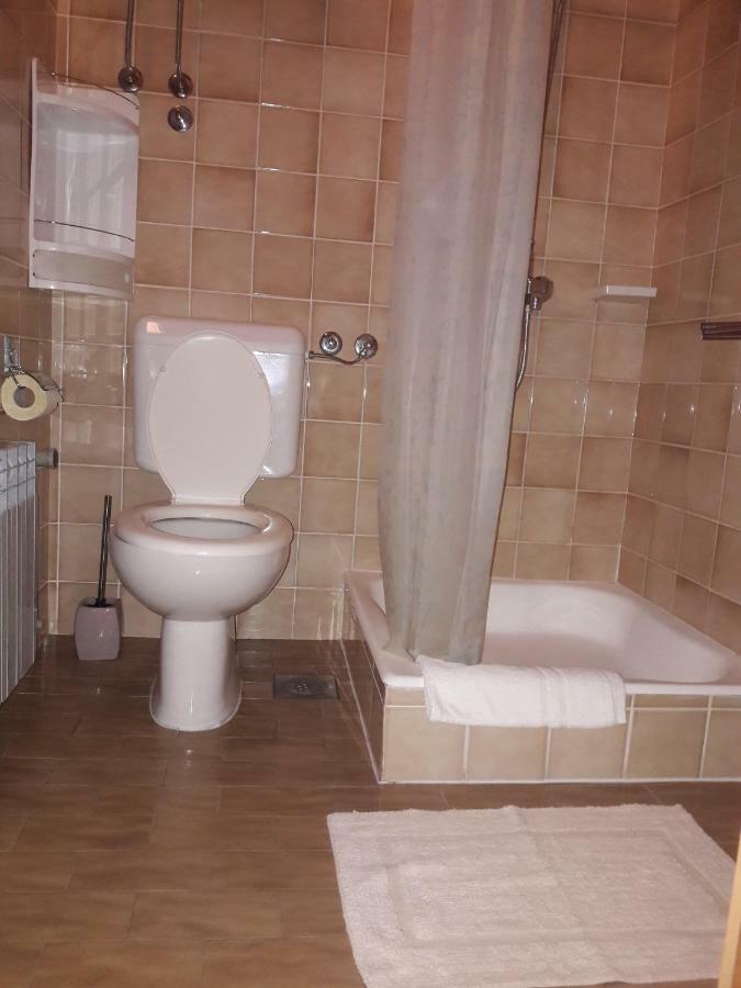 Small Apartment Merica ノヴァリャ エクステリア 写真